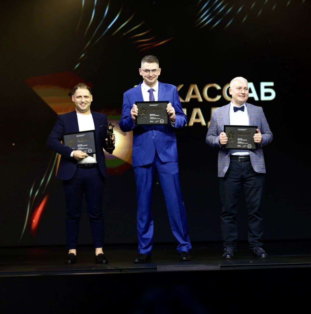 Руководитель Центра проктологии ФНКЦ Денис Леонидович на основании отзывов пациентов Prodoctorov.ru занял 1 место рейтинга лучших колопроктологов Москвы