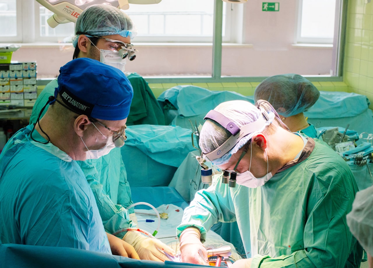 Протезирование аортального клапана по бесшовной методике