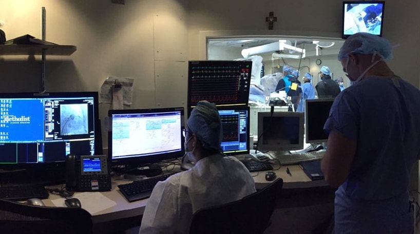 Давид Дундуа наблюдает за ходом операции